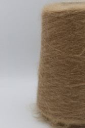 30092 Итальянская бобинная пряжа Ilaria Aurora 67% кидмохер, 3% меринос, 30% PA, бежевый, 1000м- фото2