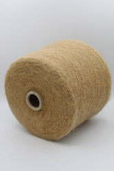 30085 Итальянская бобинная пряжа Ilaria Aurora 67% кидмохер, 3% меринос, 30% PA, бежевый, 1000м- фото3