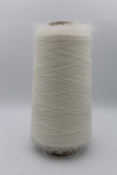 30107 Итальянская бобинная пряжа Lineapiu Naif 37% супер кидмохер, 16% меринос, 47% PA , белый (панна), 3500м- фото