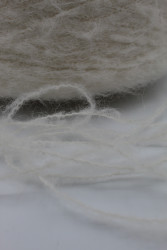 30131 Итальянская бобинная пряжа Filitaly Lab Wild Brushed суперфайн альпака 74% экстрафайн меринос 13% полиамид 13%, 270м,  белый экрю- фото4