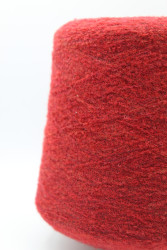 30167 Итальянская бобинная пряжа букле меринос 70%, полиамид 30% 1400м клюквенный на чёрной основе Zegna Baruffa Mousse- фото2