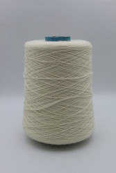 30185 Итальянская бобинная пряжа для вязания меринос 100%, белый молочный,  1500м, Igea Aquila- фото