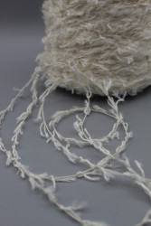 30240 Итальянская бобинная пряжа для вязания Luigi Boldrini  Malfile 40% хлопок, 18% шёлк, 42% вискоза, кремовый 200м/100гр- фото4