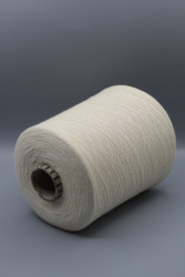 30254 Итальянская бобинная пряжа Emilcotoni YaQu хлопок 51% як 35% меринос 14% , молочный белый 2000м/100гр- фото3