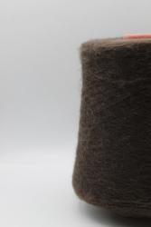 30478 Итальянская бобинная пряжа Sato Seni Fuuga 50% экстракид мохер, 20% меринос, 30% полиамид , коричневый, 4400м- фото2